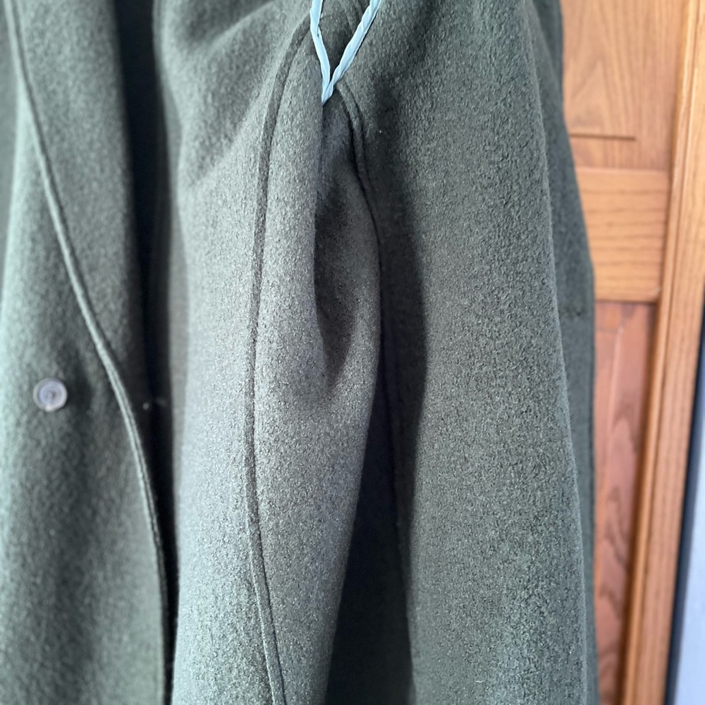 Coat - Picture 3 of 5